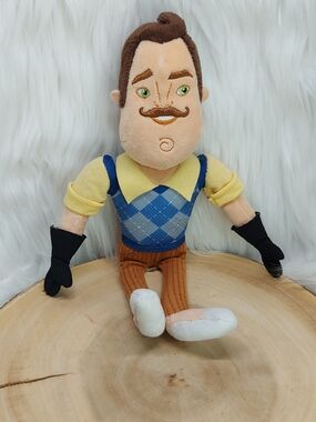 Plush Mr. Neighbor Doll 8 Inch in Yellow, Blue, Brown